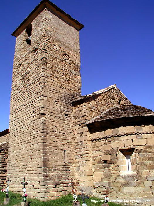 TORRE ADOSADA AL COSTADO SUR DE LA NAVE