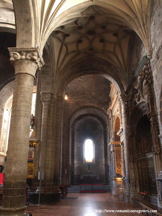 NAVE SUR HACIA LA CABECERA.