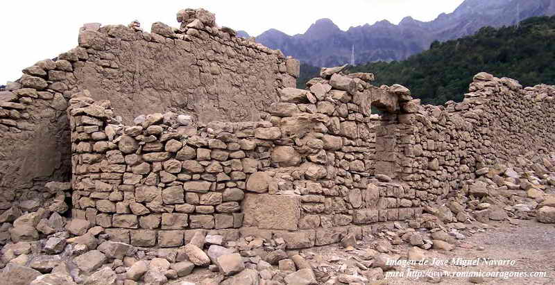 VISTA NORESTE DE LAS RUIDAS DEL TEMPLO