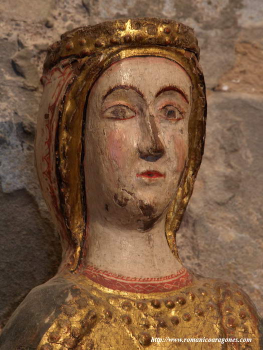 DETALLE DEL ROSTRO DE LA VIRGEN