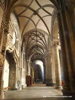 NAVE NORTE DESDE LOS PES DEL TEMPLO HACIA LA CABECERA