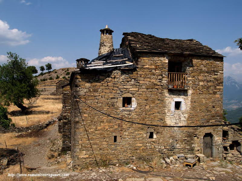 CASA DE MORILLO DE SAMPIETRO