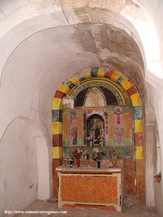 INTERIOR DE LA TORRE HACIA EL ESTE