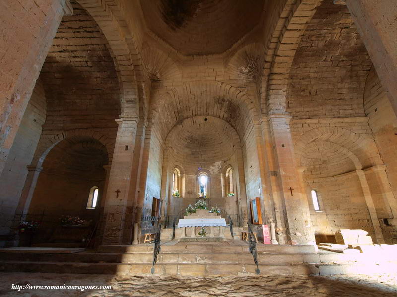 ALTAR CENTRAL