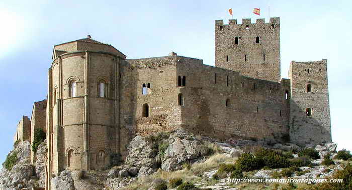 VISTA ESTE DE LA FORTALEZA. TORRE NORESTE A NUESTRA DERECHA