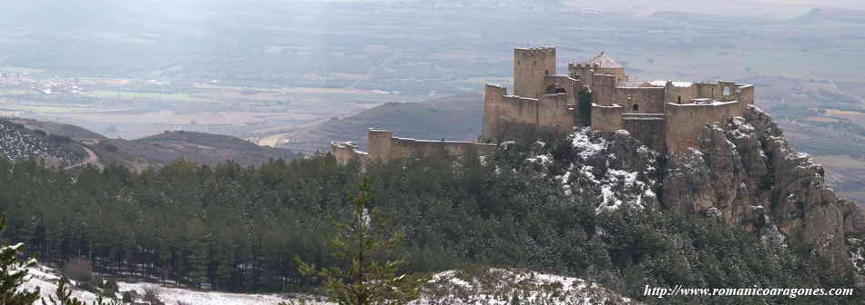 LOARRE NEVADO DESDE LA SIERRA