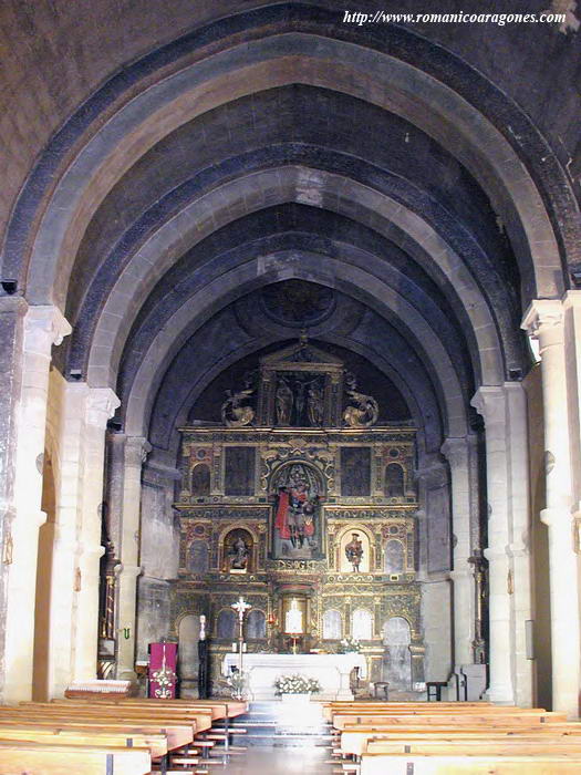 INTERIOR ANTES DE LA RETIRADA DEL RETABLO