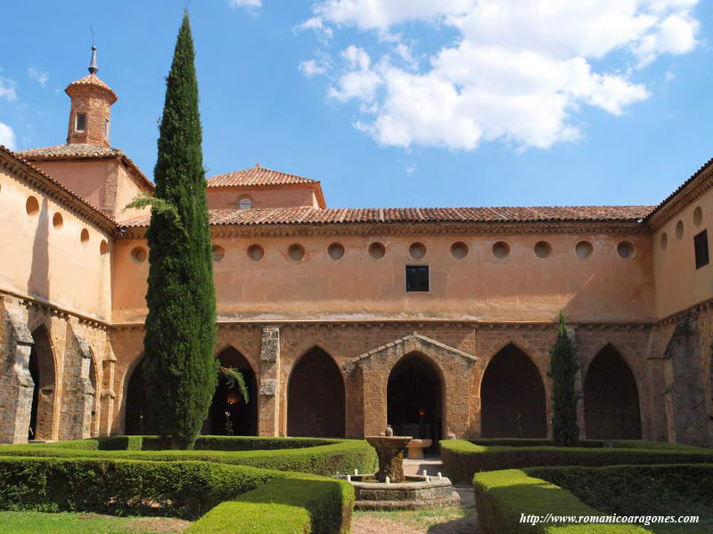 CLAUSTRO DESDE LA PANDA NORTE