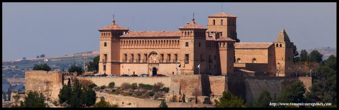 VISTA GENERAL DEL CASTILLO DESDE EL SUDESTE